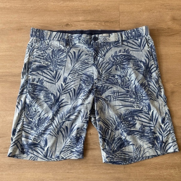 Tommy Bahama Other - Tommy Bahama Blue Tropical Hybrid Swim Trunks SZ 38